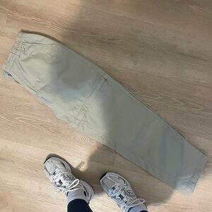 Columbia outdoor khaki pants.